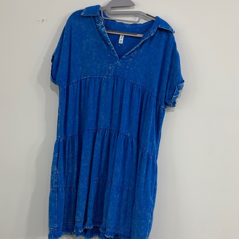 Zenana Outfitters Vibrant Blue Top
